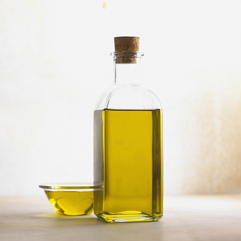 extra virgin olive oil used on Cretan Cuisine Restaurants